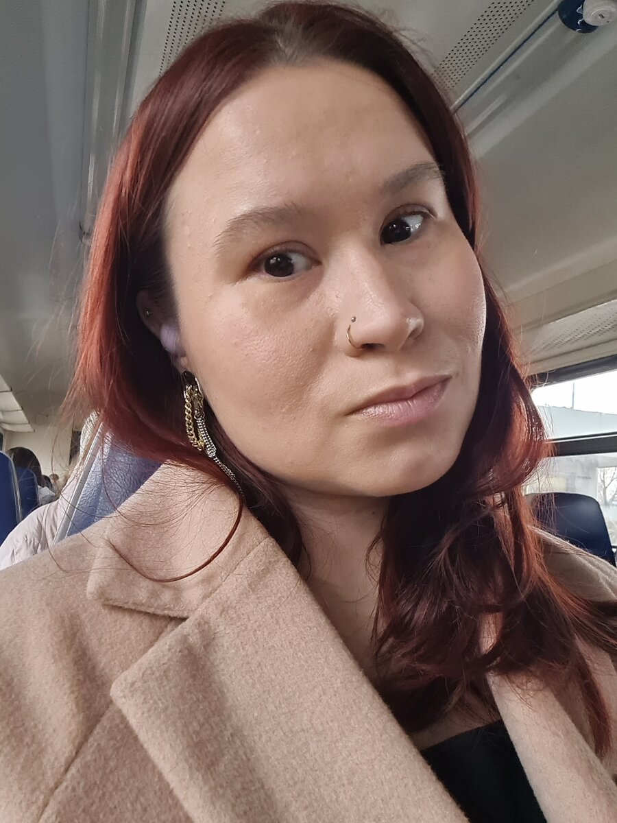 Автор дослушивает книгу:)