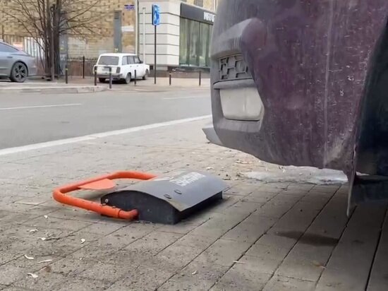     Фото: скринтош видео t.me/dorogi_krsk.