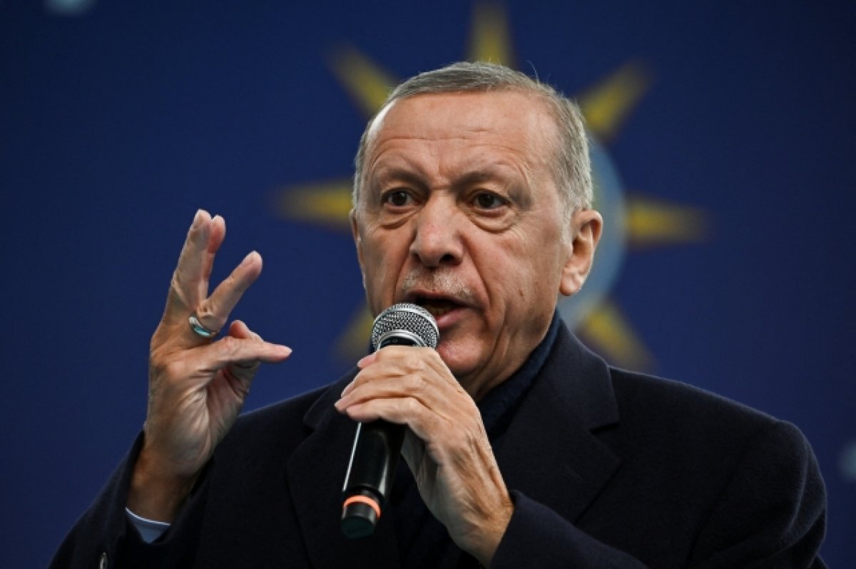    Эрдоган заявил, что лидирует на выборах в Турции «с явным отрывом»