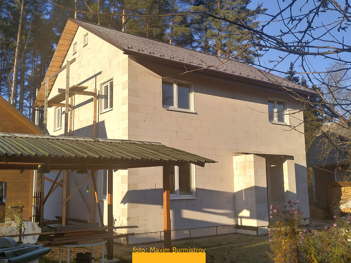 Наш дом почти готов внутри, но снаружи его надо одеть!