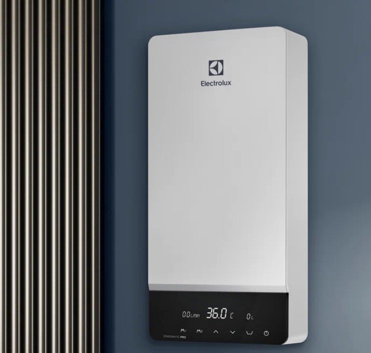 Водонагреватель Electrolux NPX 12-18 Sensomatic Pro