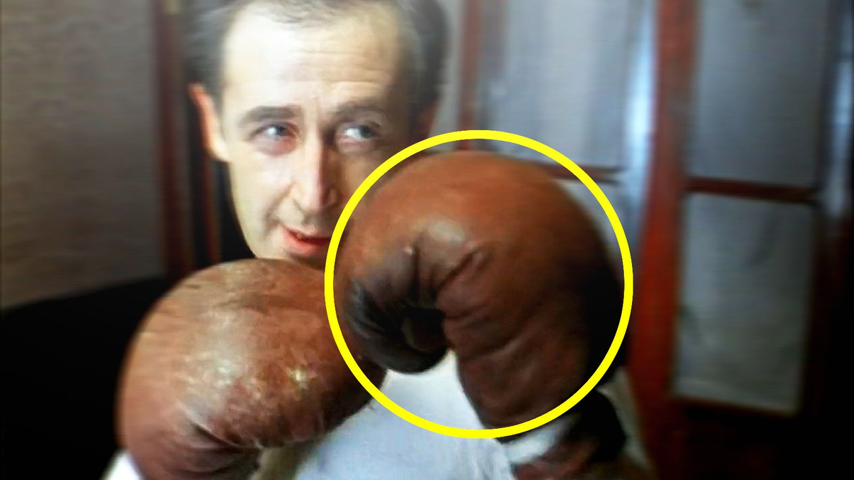 «Приключения Шерлока Холмса и доктора Ватсона» — лучший советский детективный фильм и признанная лучшей в мире экранизация романов Артура Конан Дойля.