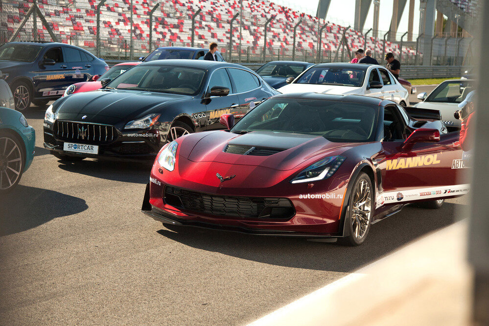 Chevrolet Corvette z06 track