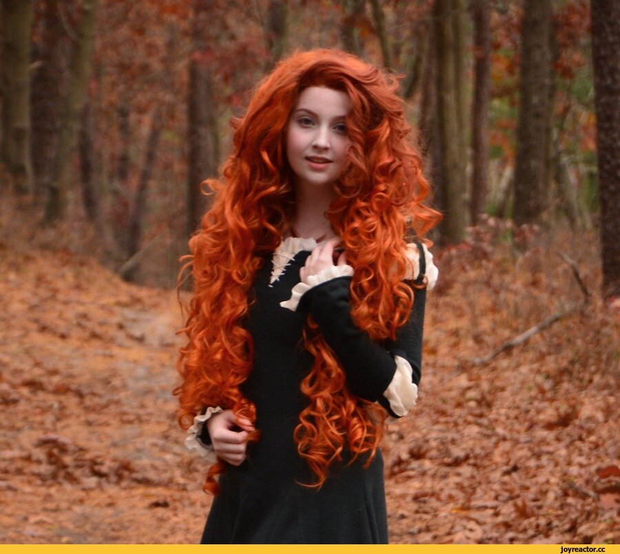 Заказы бестии. Мерида афролоконы. Девушка с рыжими волосами. Огненно рыжие волосы. Длинные рыжие волосы.