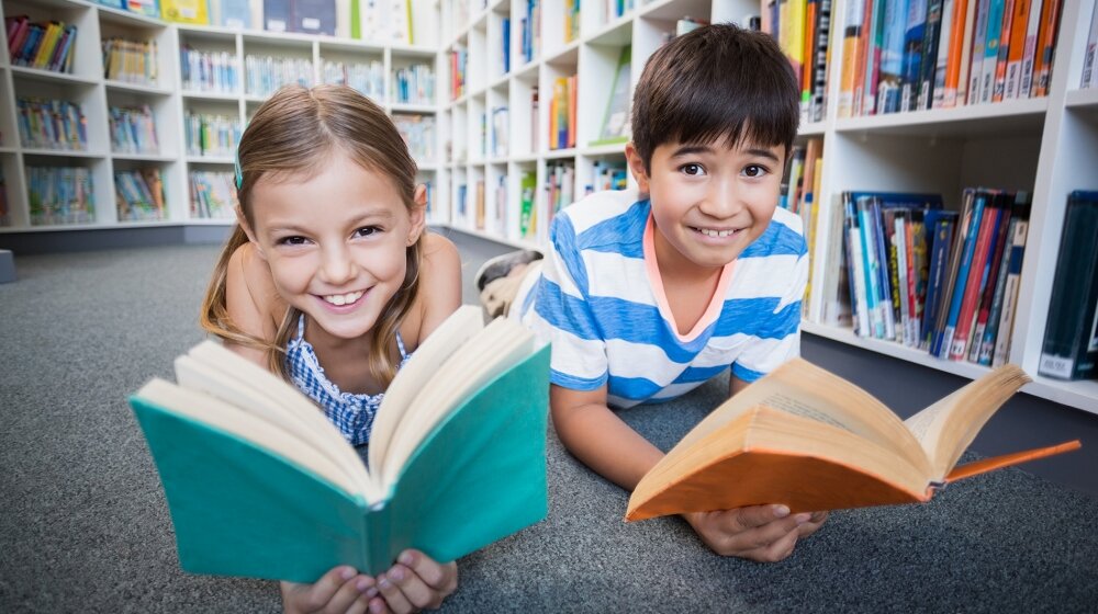 Reading aloud. Скорочтение. Скорочтение для детей. Чтение для детей скорочтение. Скорочтение для подростков