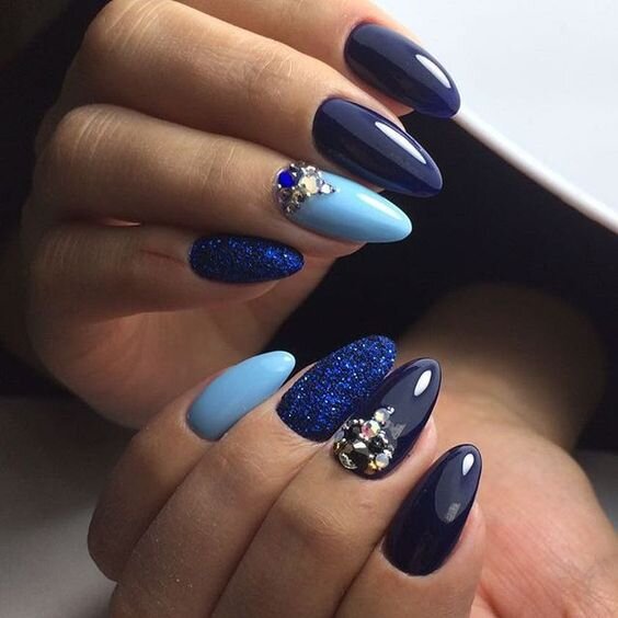 Красивые синие рисунки на ногтях (48 фото)