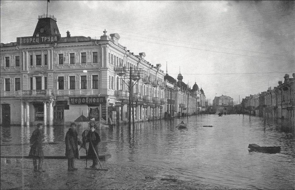 Омск. Любинский проспект. Потоп. 