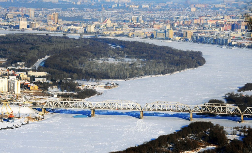 Омске через. Омск набережная Иртыша зима. Омск панорамы Иртыша. Зимний Омск с высоты. Инфраструктура Омска.