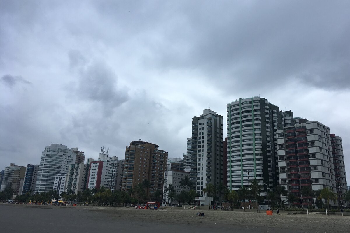 Так живёт успешная часть жителей Прайа Гранди, стоимость аренды — от 18 000 рублей за квартиру (мес.)