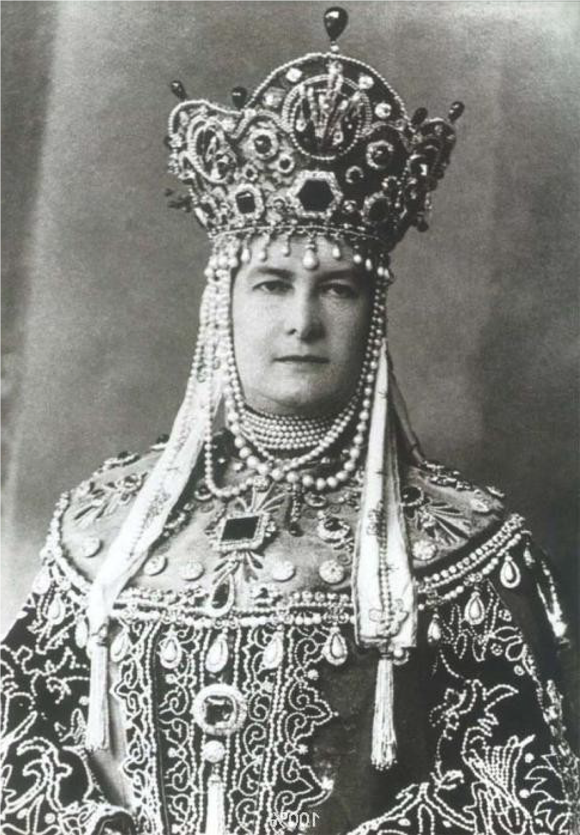 Очелье княгини софии. Княгиня серебряная. Владимирская тиара марии павловны. Княгиня серебряная. Княгиня серебряная.