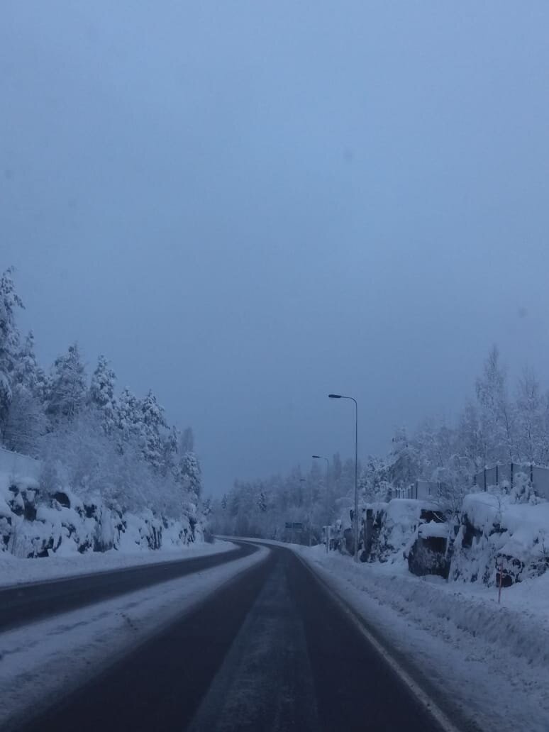 Дорогу убирают часто, не мешаю движению.