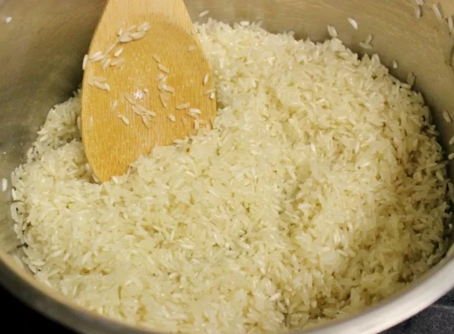 Добавили сливочное масло и размешали