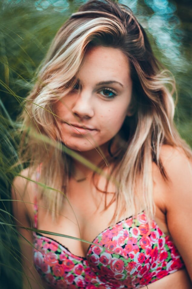 иногда выгоднее притвориться дурочкой