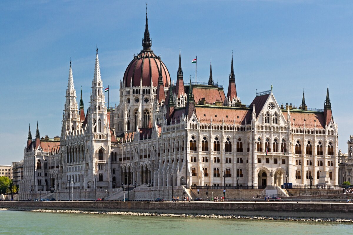 Фото здание парламента в будапеште