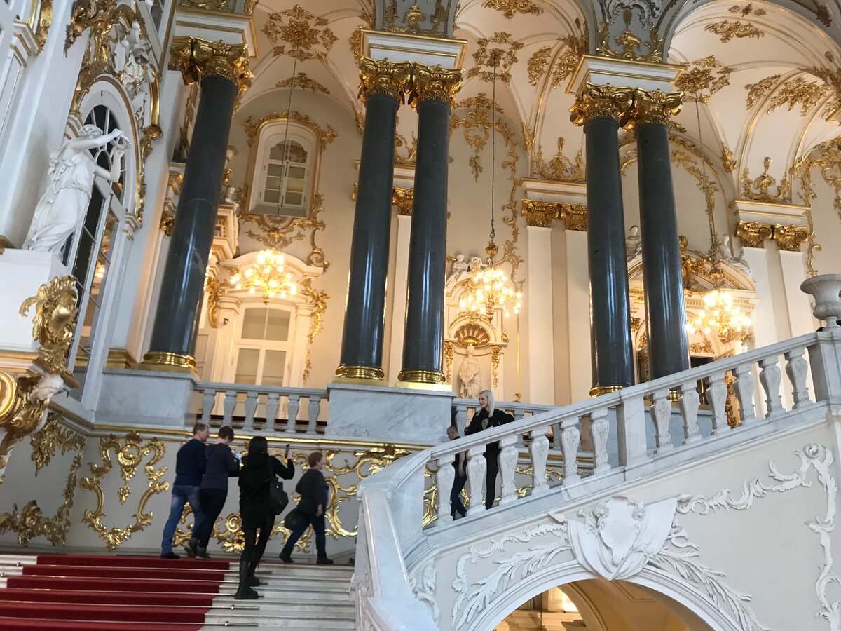 От классики до суперавангарда: музеи Петербурга. Что посмотреть и сколько это стоит