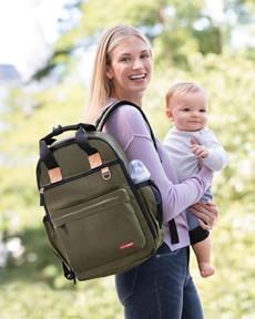 Рюкзак для родителей SKIP HOP Duo Diaper Backpack оливковый
