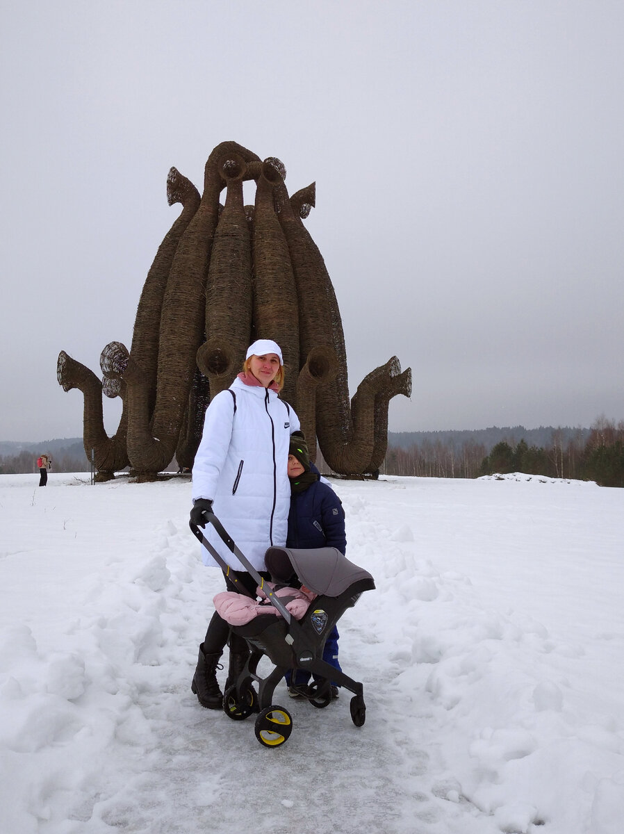 Никола-Ленивец отличное место отдохнуть от городской суеты, в теплое время можно приехать с палатками, а кто любит комфорт то вас встрети Глэмпинг (кемпинг) 