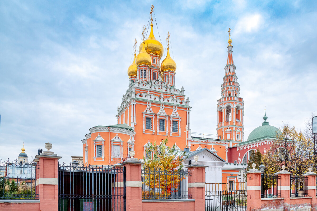 Храм в кадашах