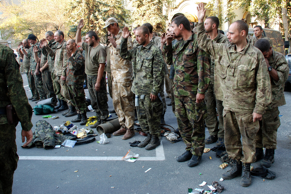 - Кто хочет домой? (солдаты ВСУ в плену)