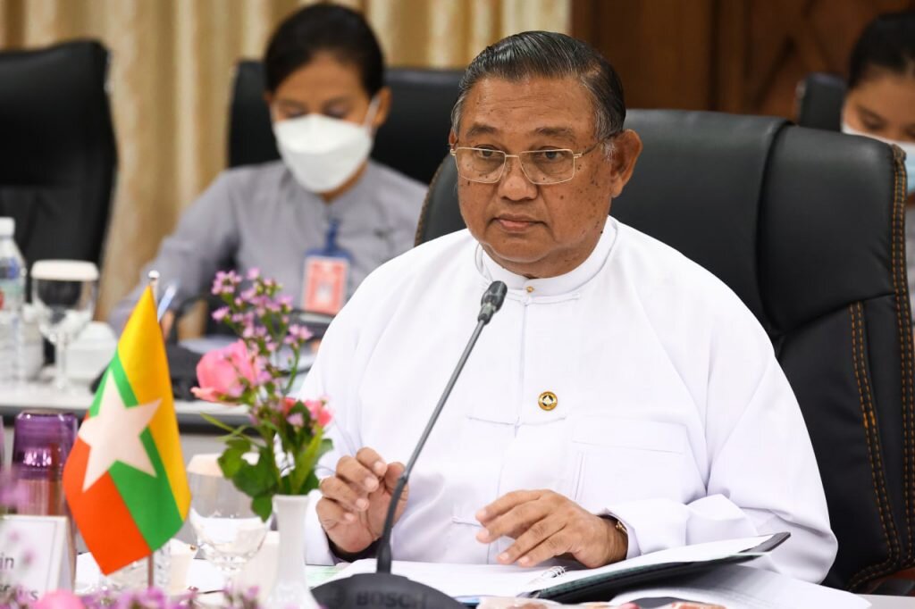   Министр иностранных дел Мьянмы — Вунна Маун Лвин Денис Мартынов