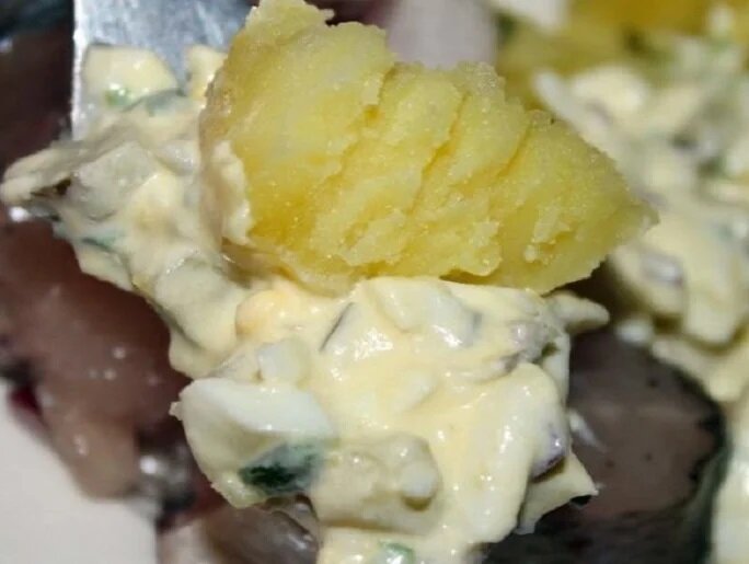 Картофель в чесночном соусе