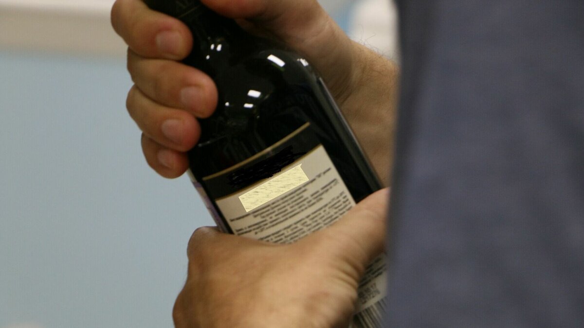     Вопреки запрету, 21 административное правонарушение по фактам реализации алкогольной продукции выявлено 22 и 23 мая в Удмуртии. Об этом сообщили в пресс-службе МВД по Удмуртской Республике.