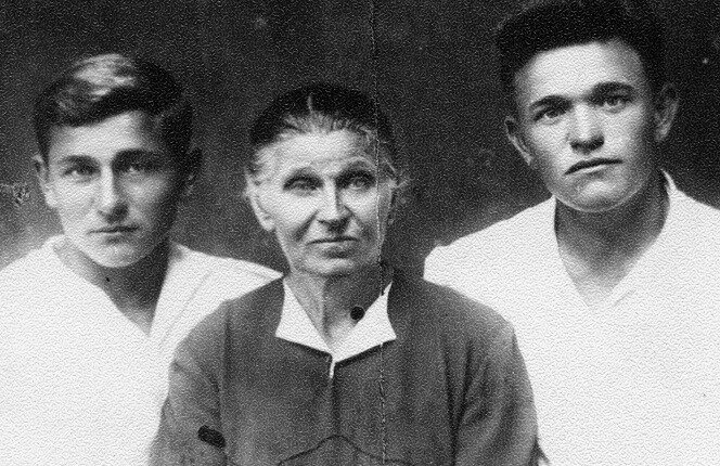 Самая несчастная мать-героиня СССР : судьба 9 сыновей Епистинии Степановой