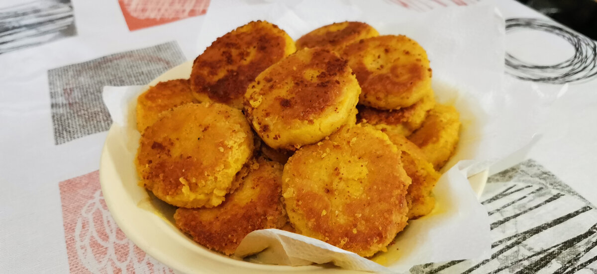 Нутовые котлеты