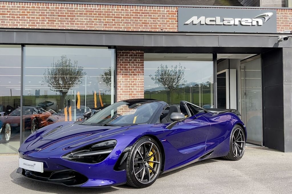 MCLAREN 720s розовая