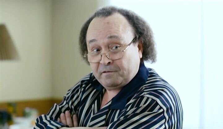    Актер Валерий Громовиков Кадр из к/ф «Интерны». Реж. Максим Пежемский. 2010–2016 г. Россия