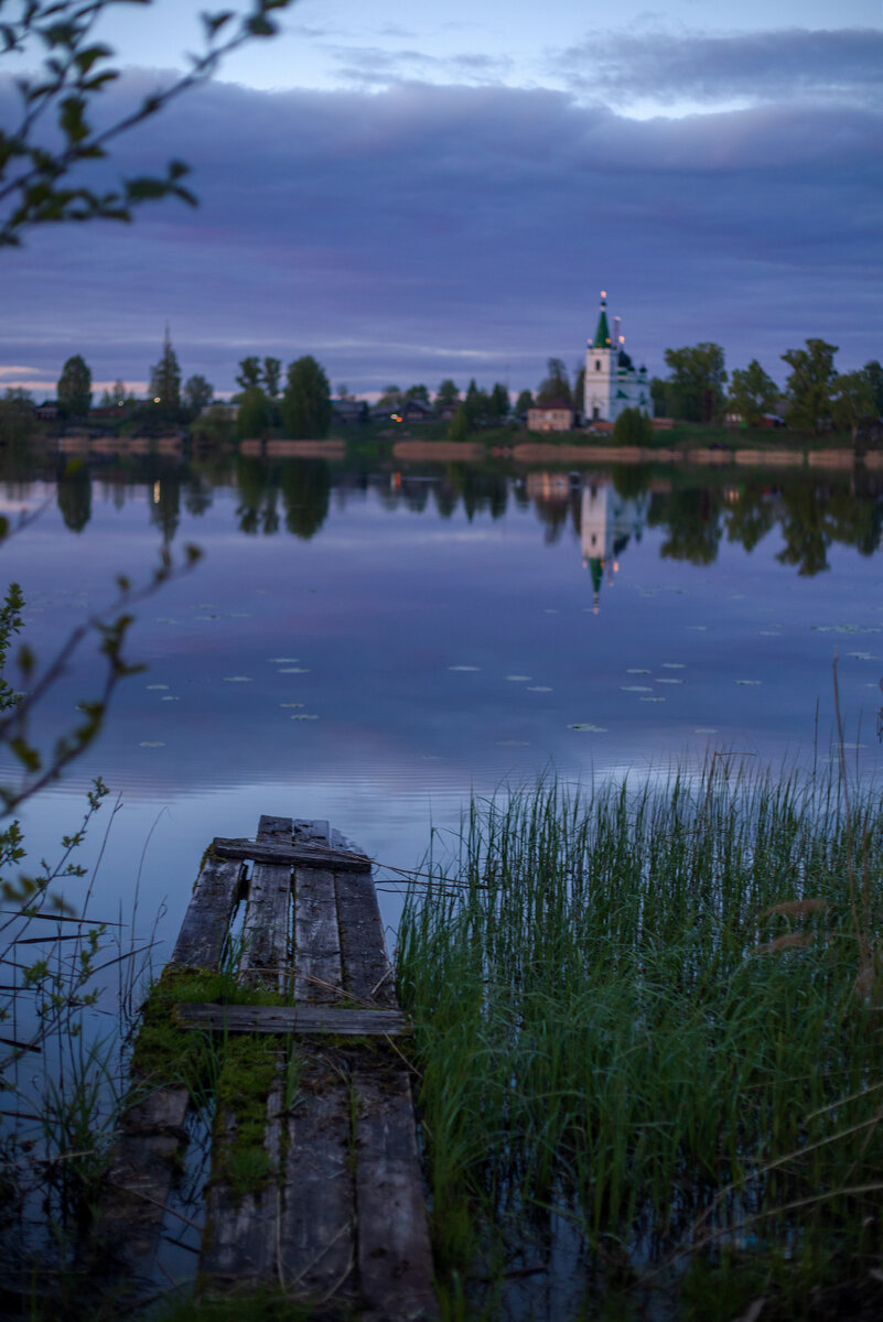 Деревня в сумерках. Заозерье на Нестиаре, Нижегородская область | Света  Шуга | Дзен