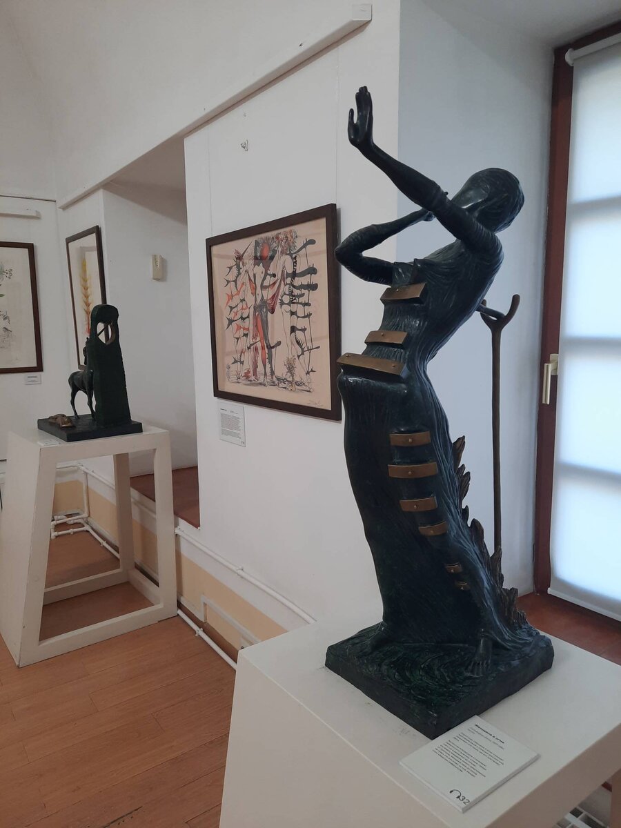 Женщина в огне. Сальвадор Дали, 1977-1984.