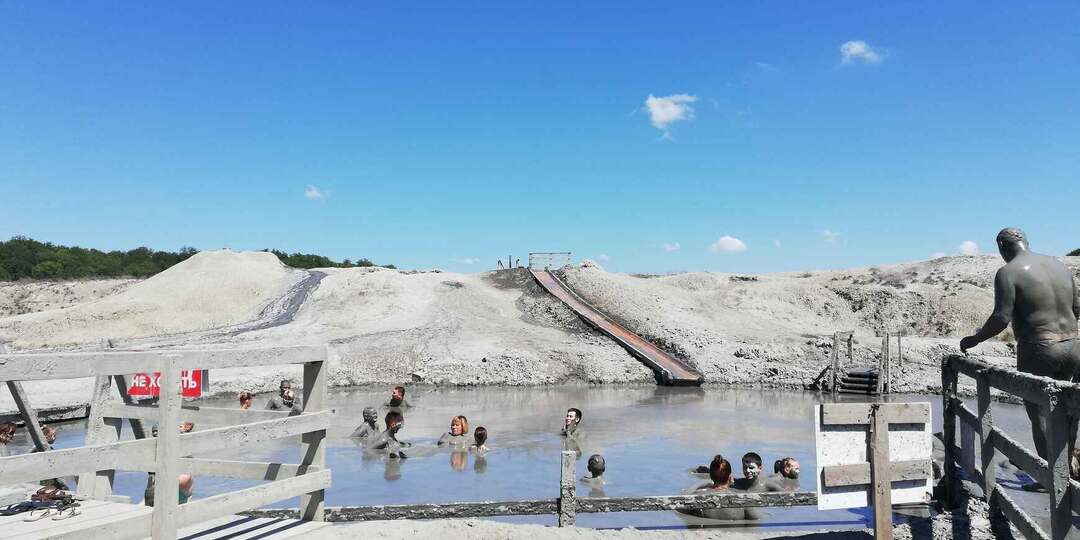 Грязевой вулкан Шуго