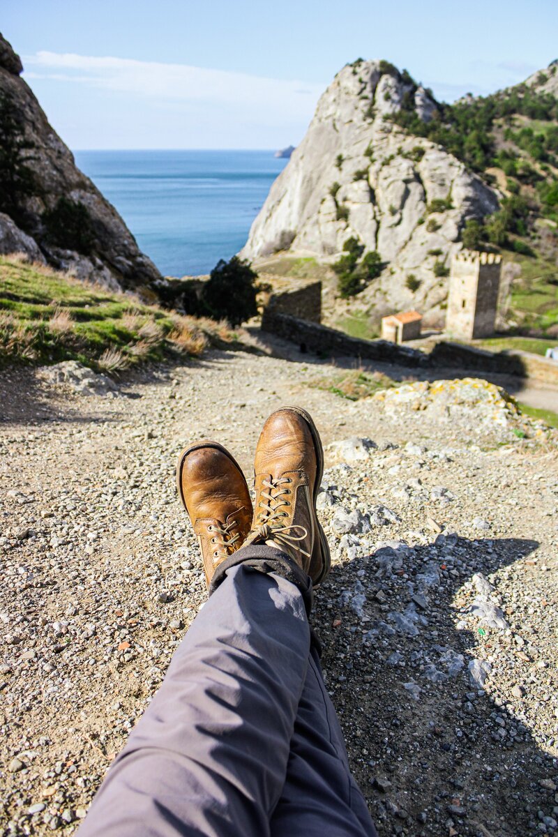 На фото - мои любимые ботинки из итальянской кожи, им уже 6 лет