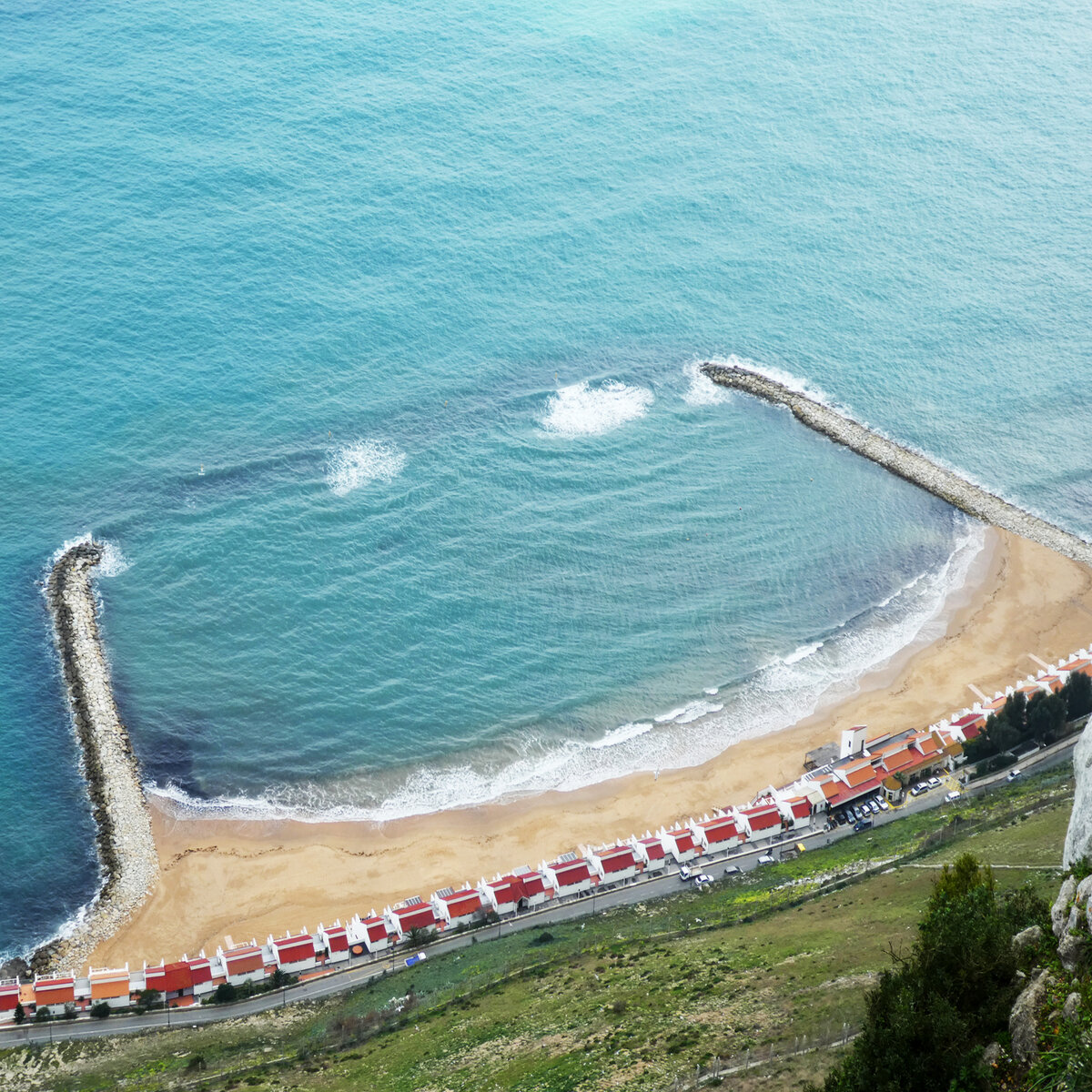 Гибралтар. Вы же видите, как нам улыбаются? 😁😉