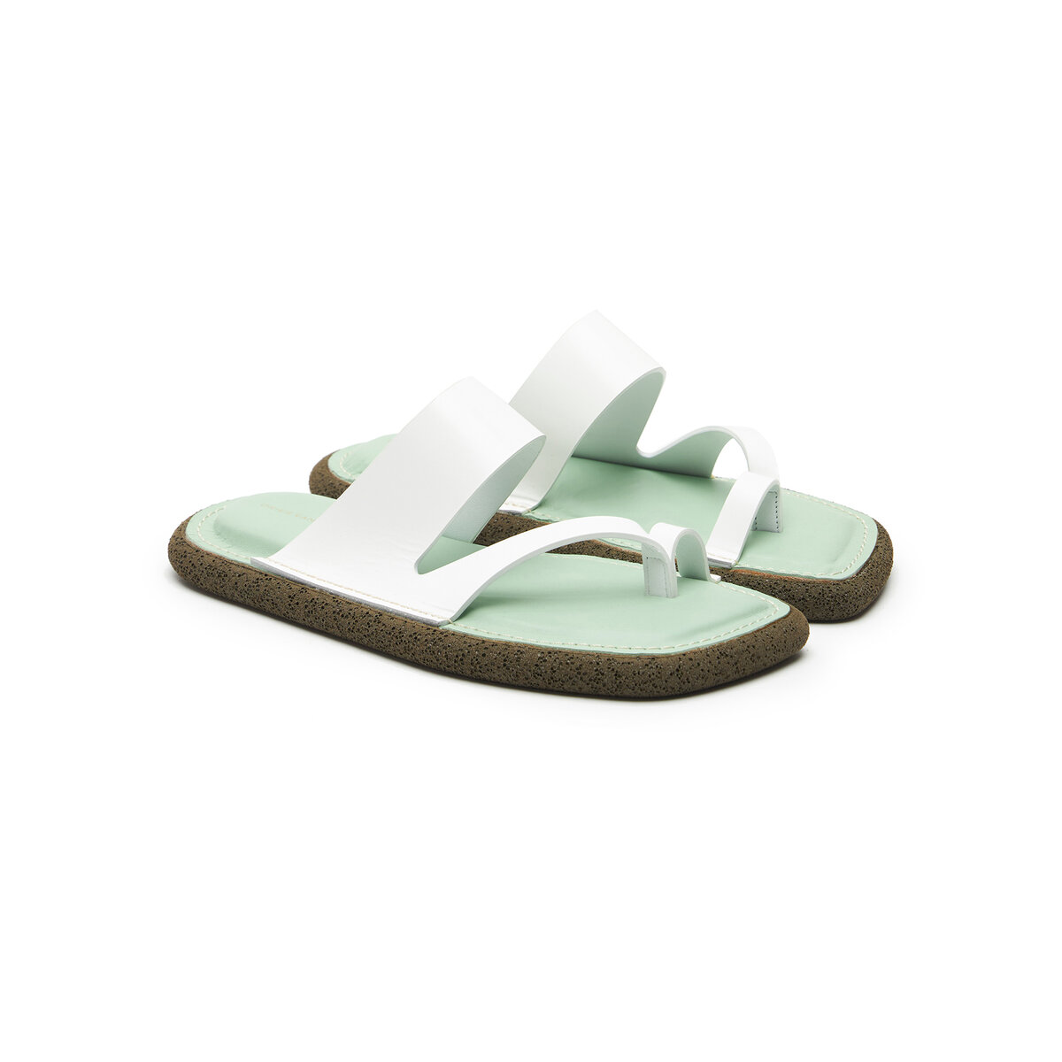 Сандалии Dries Van Noten, 33 000 вместо 47 150