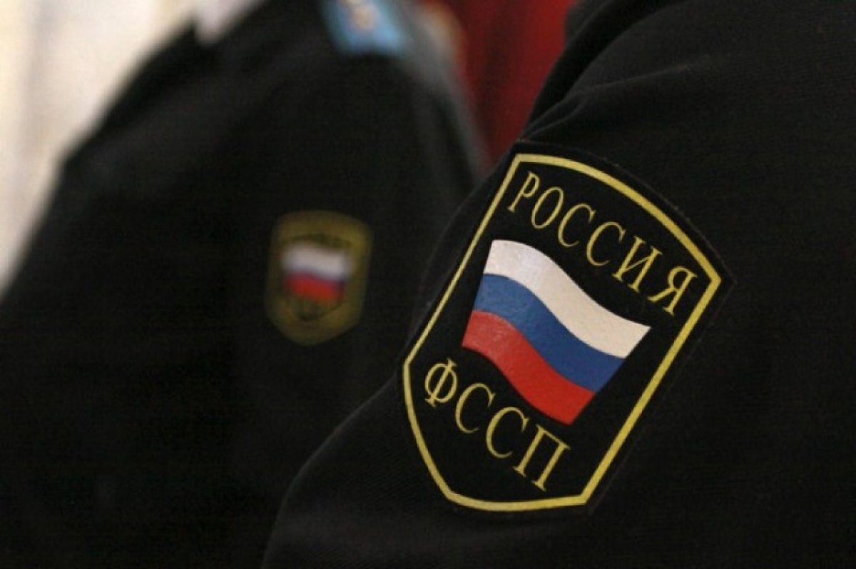    Судебный пристав в Башкирии покончил с собой в уличном туалете