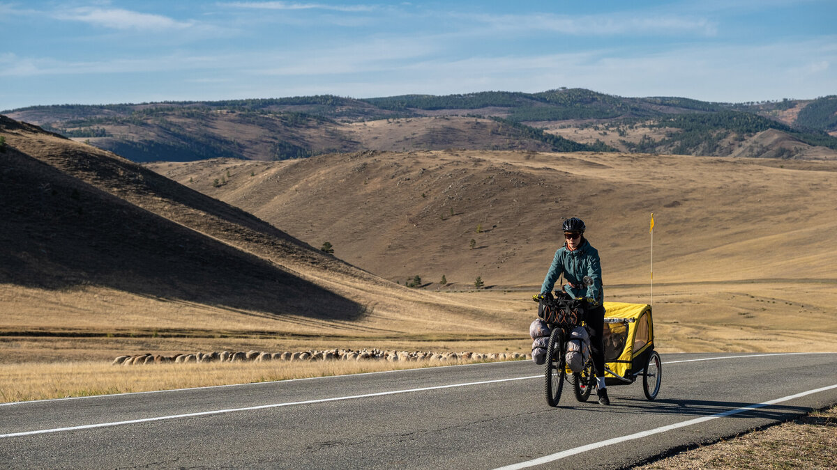 Кадр из фильма "Поехавшая" (2023)