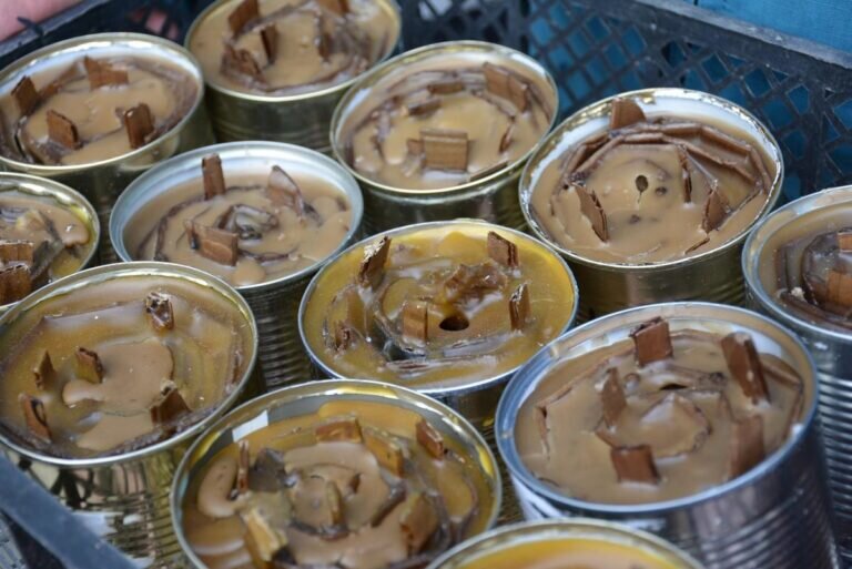    Гайчане изготовили около 200 свечей для бойцов СВО на передовую Кристина Просвиркина