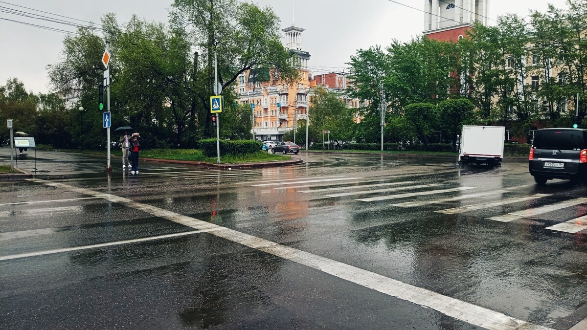     Среднесибирское УГМС предупредило жителей Красноярского края о сильной непогоде.