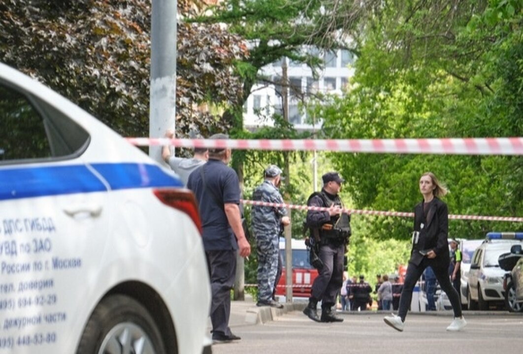    Shot: в Подмосковье мужчина устроил взрыв в банке по заданию украинских спецслужб