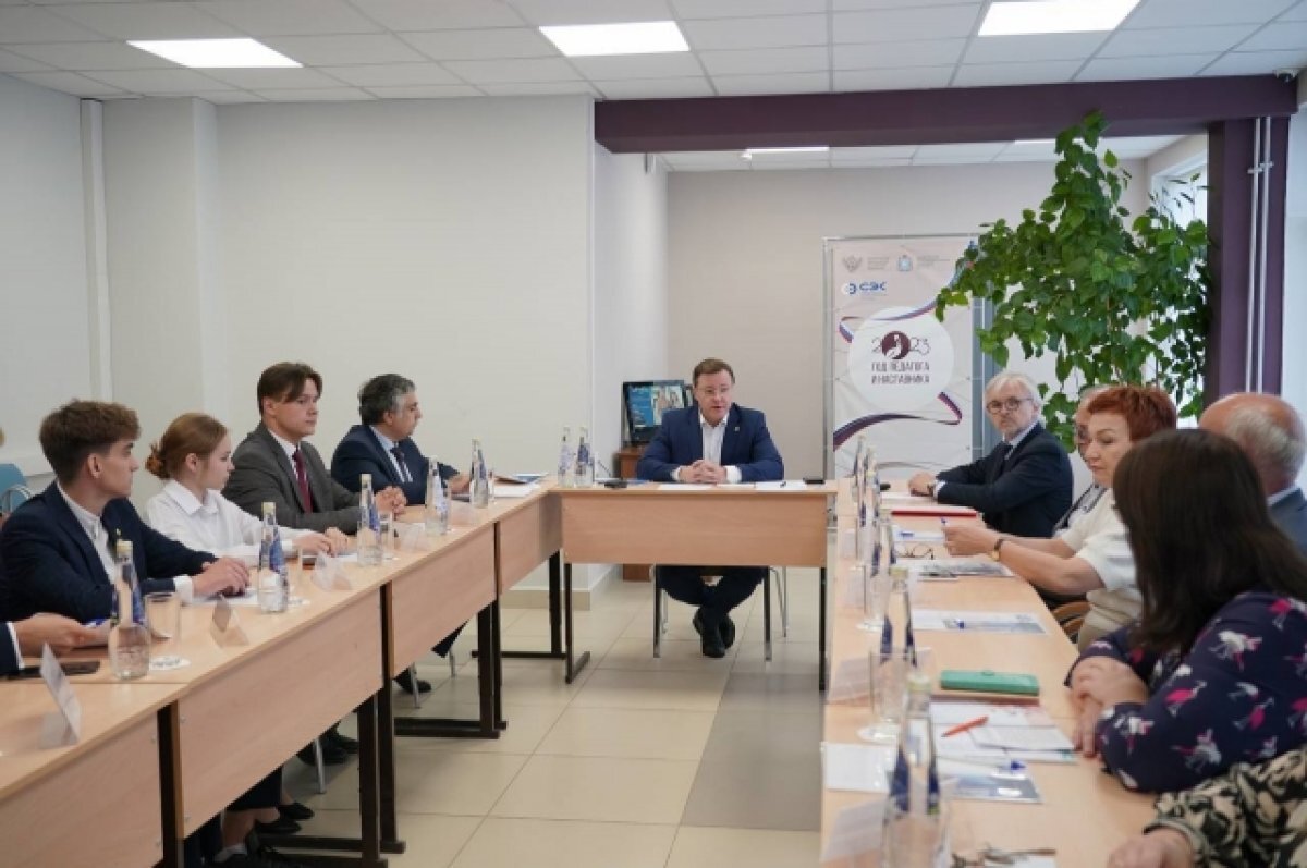    Дмитрий Азаров проверил, как обновляется самарский колледж имени Мачнева