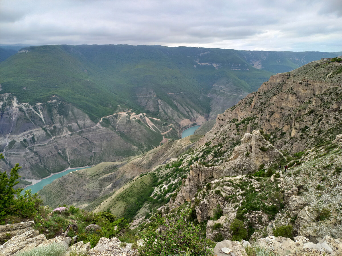 Каньон Дербент подножье