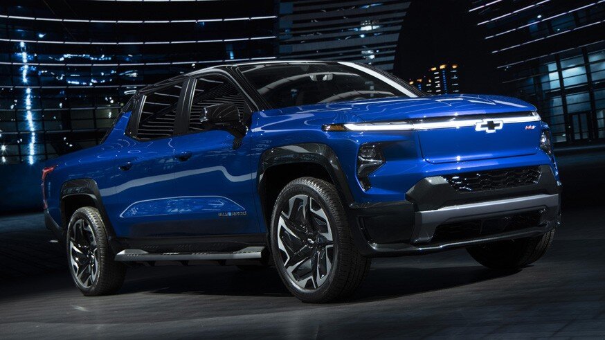    На фото: Chevrolet Silverado EV RST