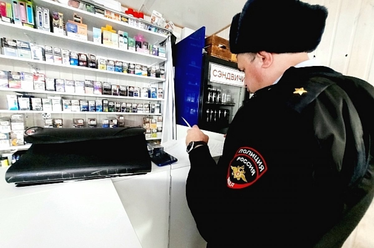    На Дону ФСБ пресекла крупный канал поставки поддельного табака по М-4 «Дон»