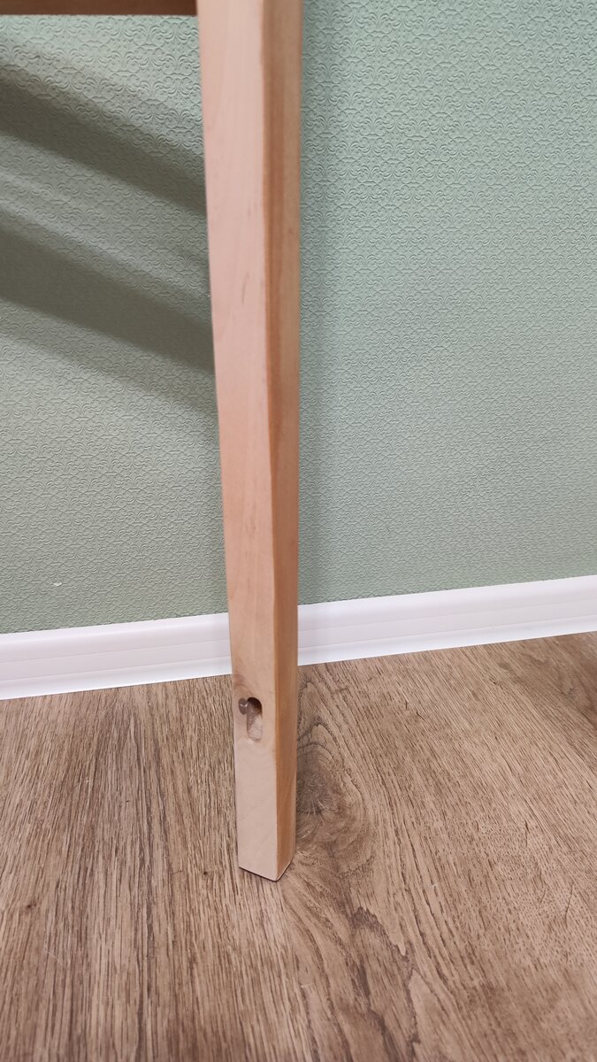 Здесь видно, как на правой грани у меня осталось цветное покрытие, а спереди я сняла полностью