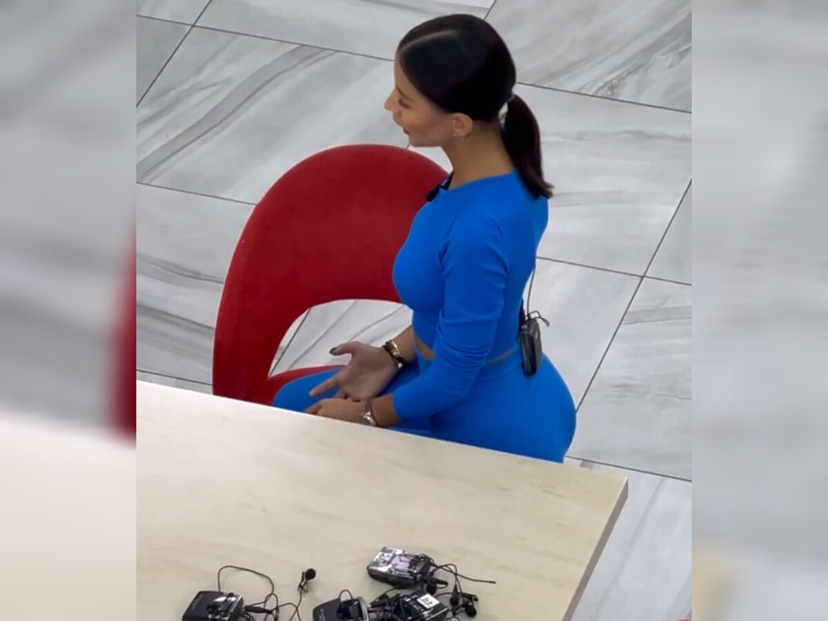 Кристина Бухынбалтэ с "новой" попой". Источник: соцсеть