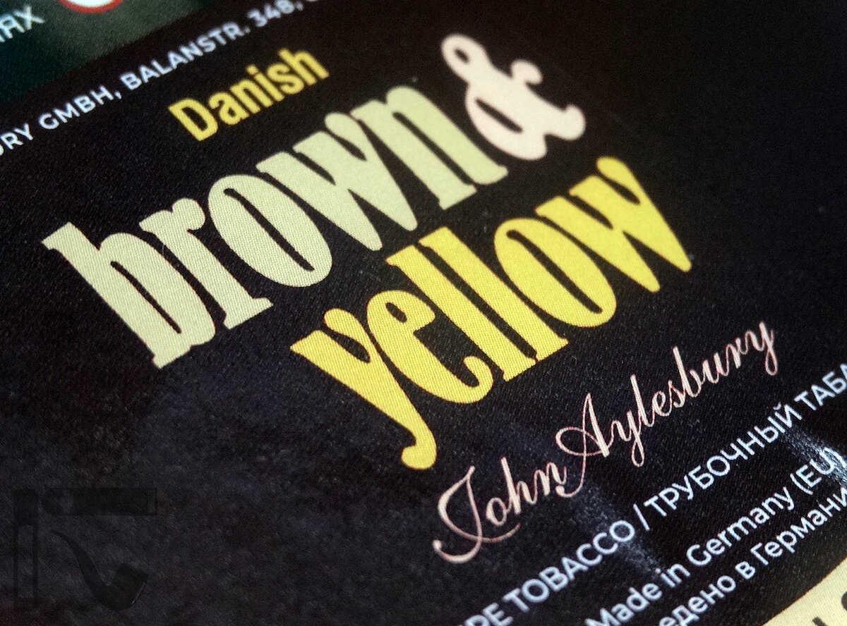 Трубочный табак John Aylesbury Brown & Yellow. Фото: © канал "Уголок Курильщика"