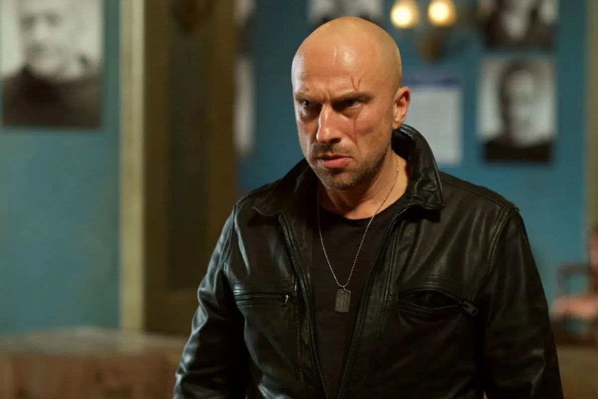     Почему Дмитрий Нагиев всегда носит солнцезащитные очки? Он скрывает от зрителей тяжелую болезнь