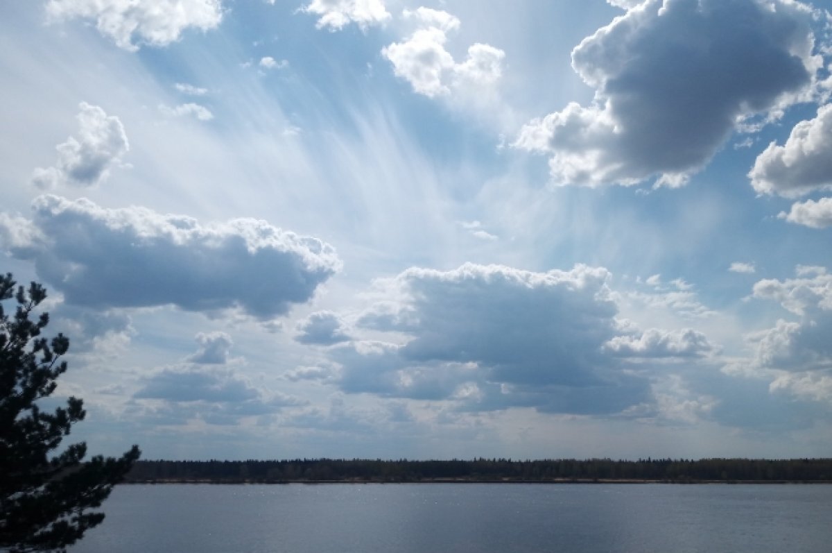    Приток воды заметно отстаёт от показателей самых засушливых лет.